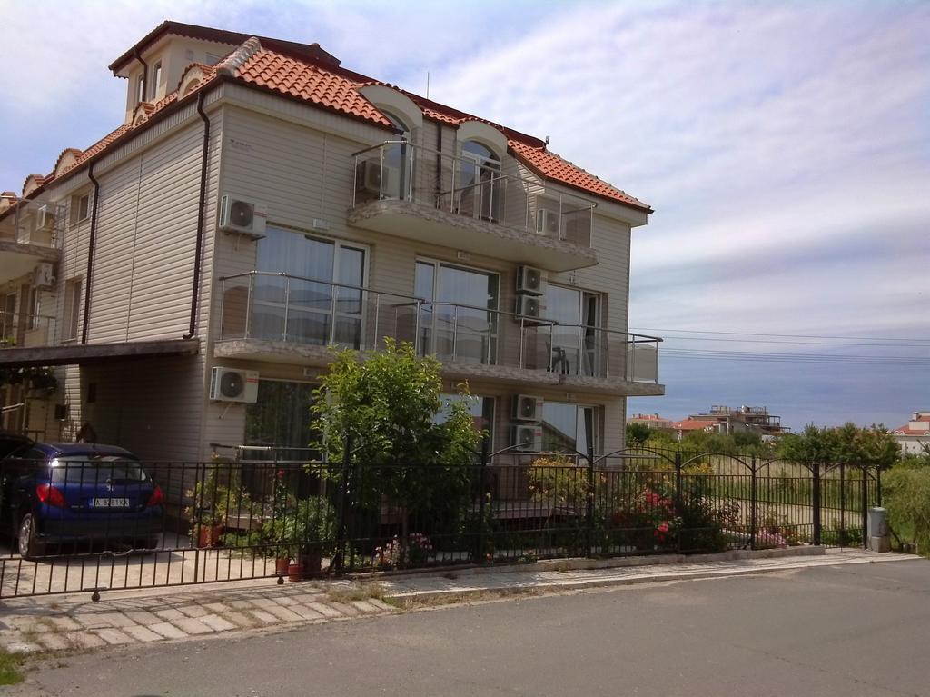 Morska Zvezda Guest House Chernomorets Eksteriør billede